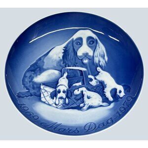 Bing & Grondahl 1969 1979 Mors Mothers Day Dog Pups Collector Plate 9879 Denmark